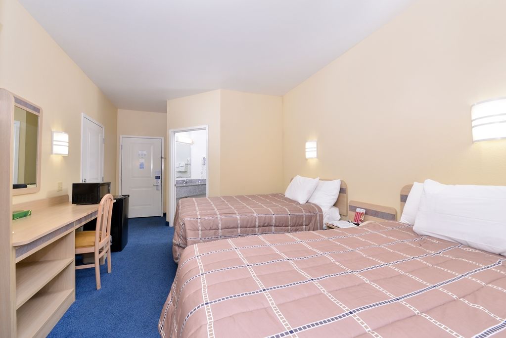 Baymont By Wyndham Kingdom City Pokoj fotografie